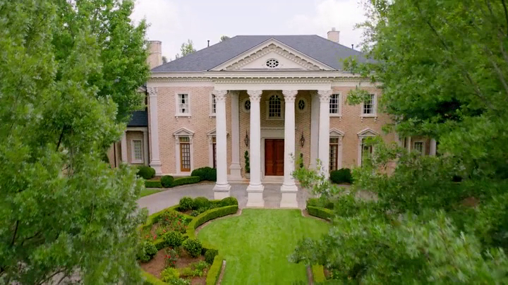 The Carrington Manor | Dynasty Wiki | Fandom