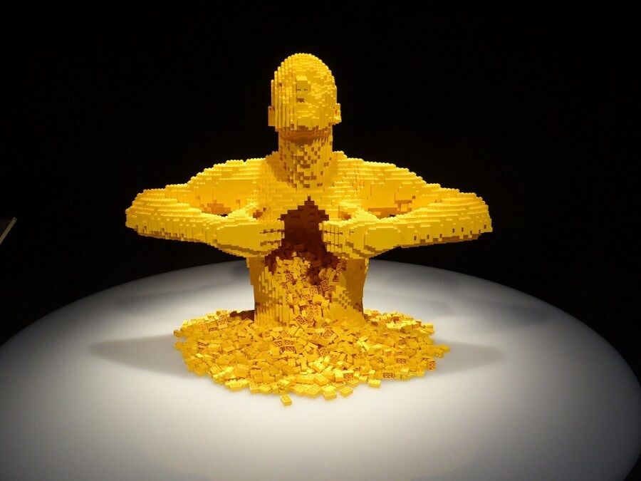 Amazing 2025 lego sculptures