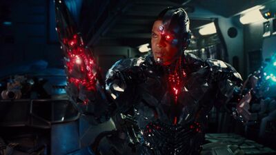 'Justice League': Cyborg's Powers Explained