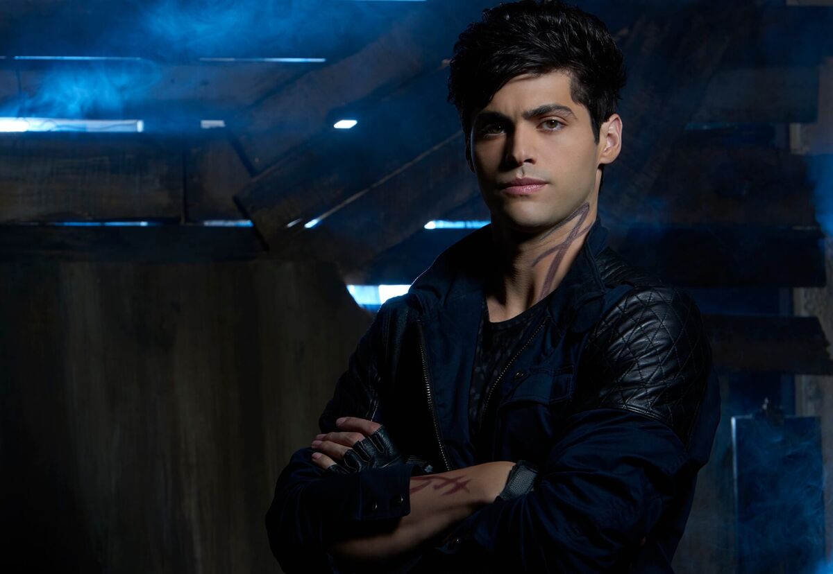 Rule 63 Alec - theonetruenorth - Shadowhunters (TV) [Archive of