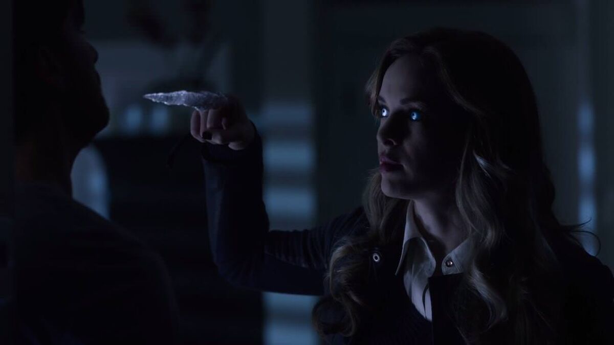 flash-killer-frost-interrogation