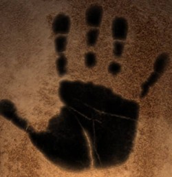 BlackHandTap2