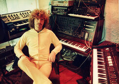 Laurent-Schieber-Sequentia-Legenda-analog-synthesizer