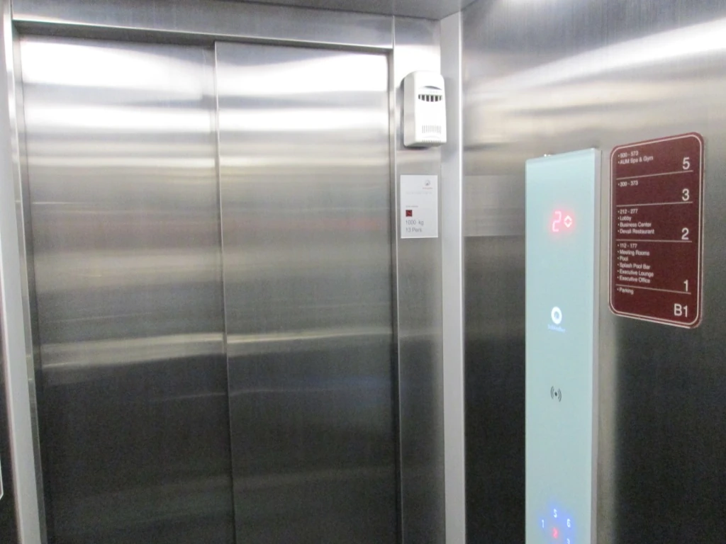 Image S3300 AP two speed doors.JPG Elevator Wiki FANDOM powered