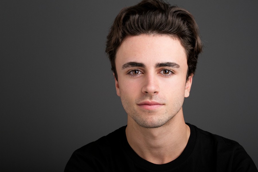 Itzan Escamilla Wiki Élite Fandom