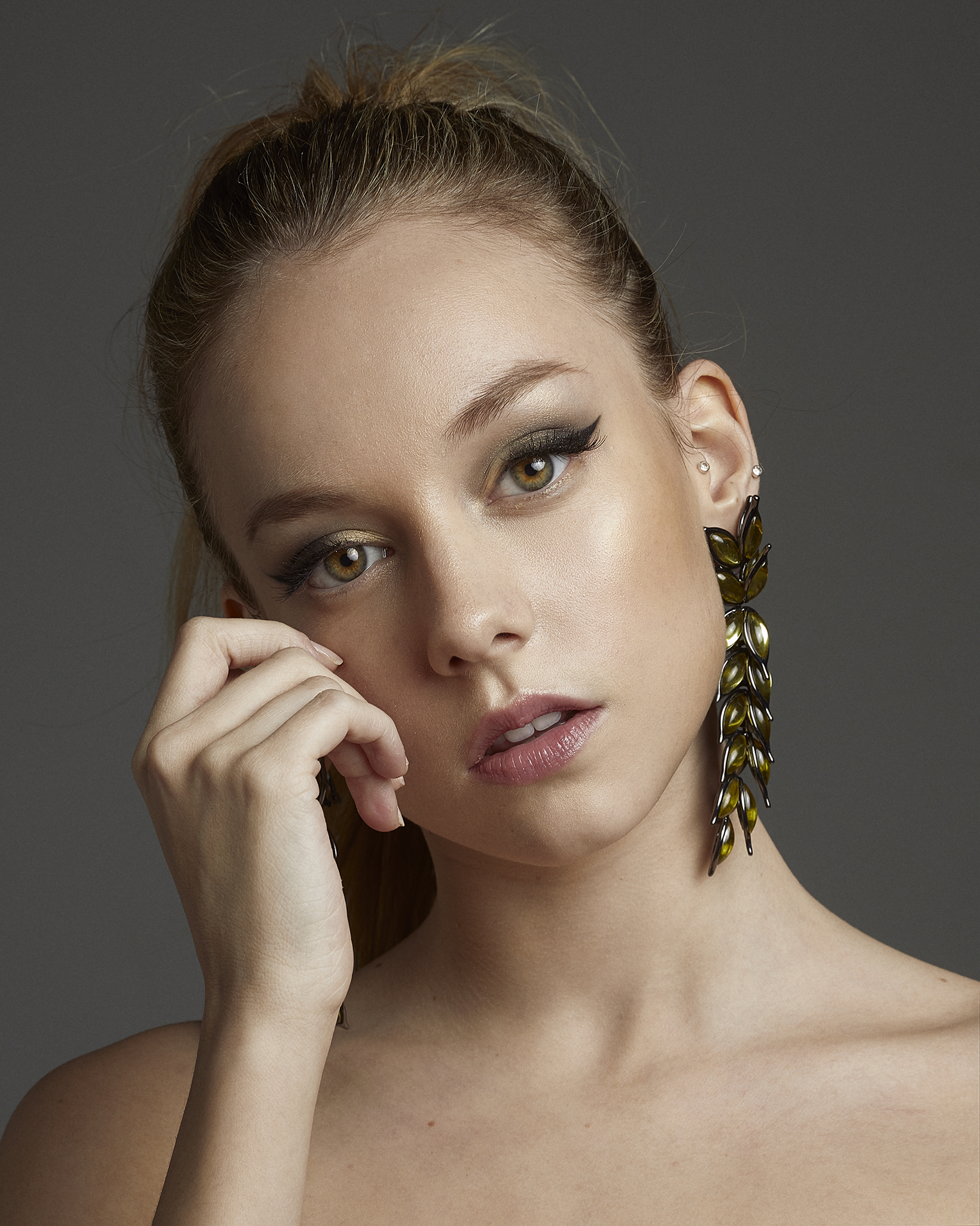 Elite Saison 5 : Ester Expósito Ester Expósito | Wiki Élite | Fandom