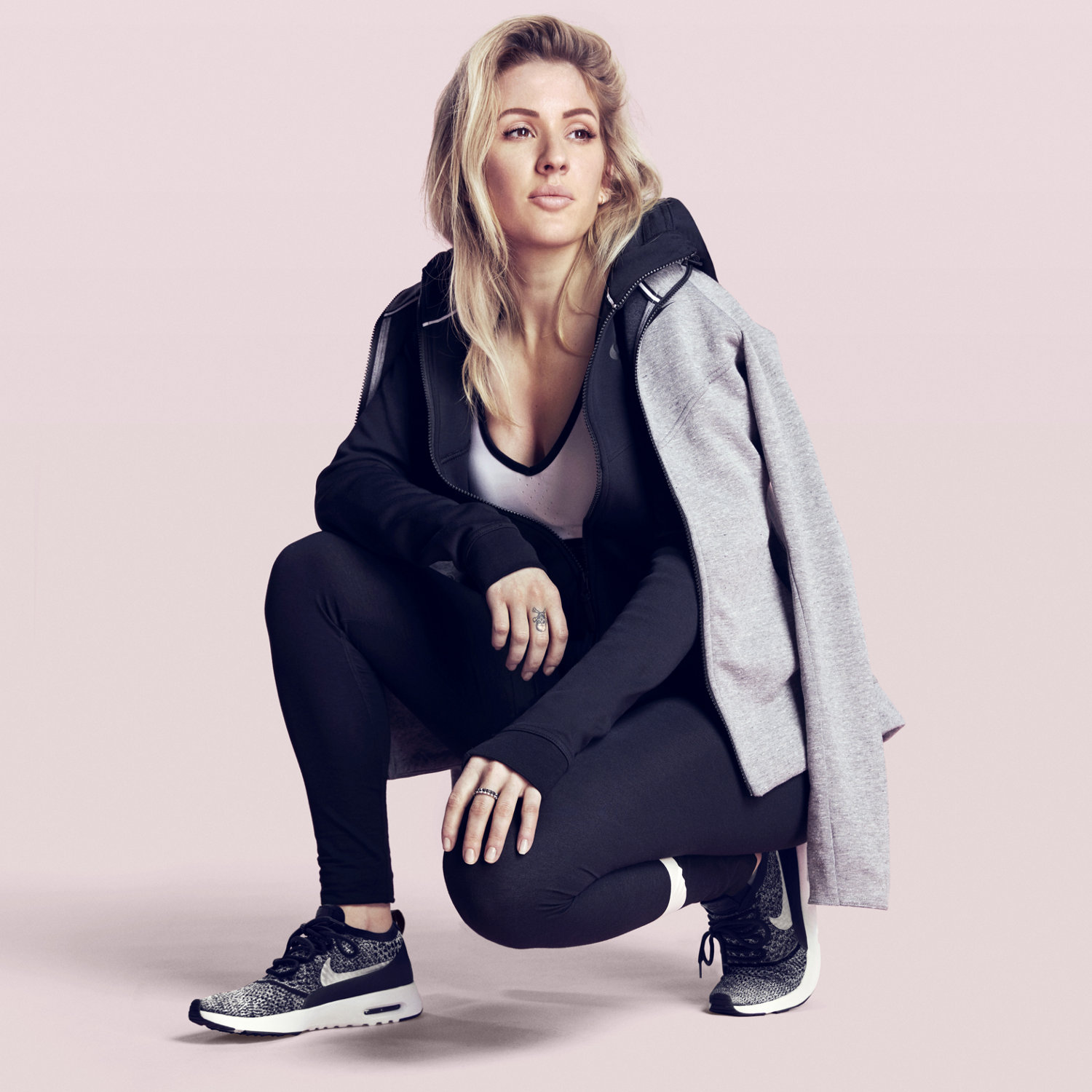 Hailey Baldwin wears Nike Air Max Thea Premium in Desert Hailey Baldwin wears Nike Air Max Thea Premium in Desert