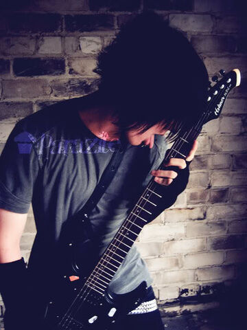 File:Emo Guitarist.jpg