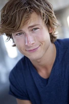 Glen Powell | Endurance Wiki | FANDOM powered by Wikia