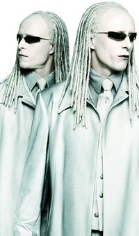 Twins2