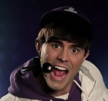 Image - Alex Farnham as Justin Bieber.png | Epic Rap Battles of History Wiki | FANDOM powered by