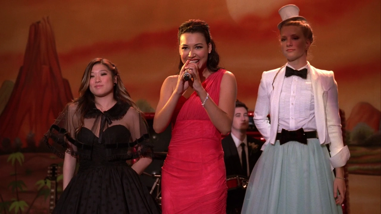Love You Like A Love Song Lyrics Glee