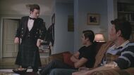 Kurt atuendo prom