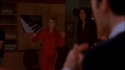 3x16 Sue & Joe Night Fever