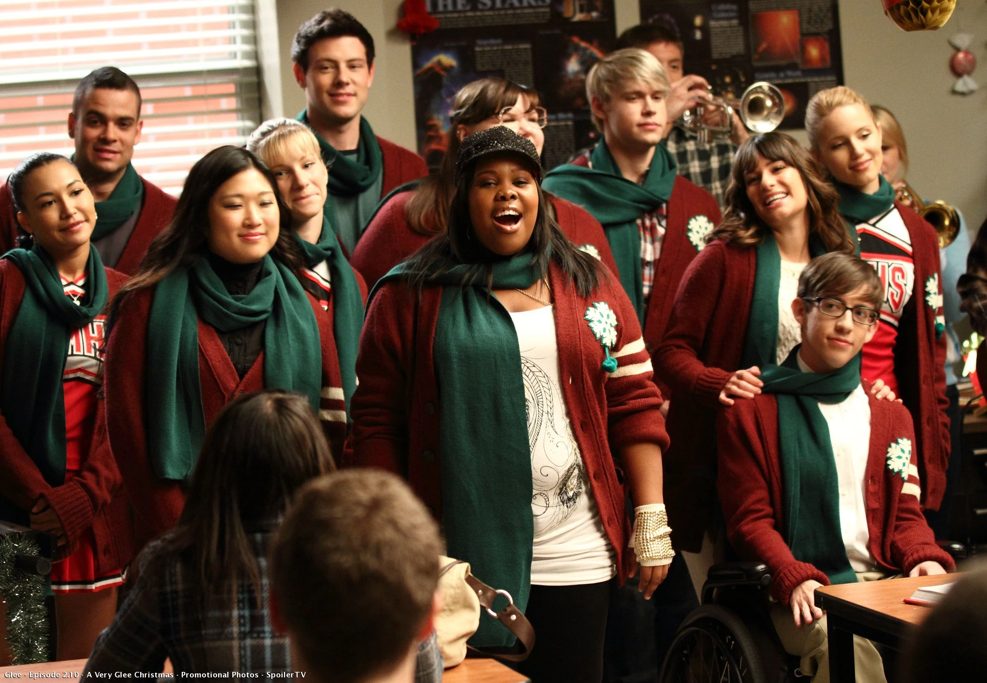 EpisodioA Very Glee Christmas Wiki Glee FANDOM powered by Wikia