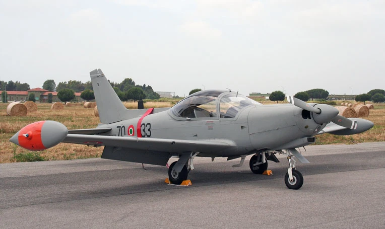 Aermacchi SF.260 Militaria Wiki FANDOM powered by Wikia