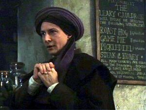 Quirinus Quirrell en el Caldero Chorreante