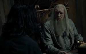 Dumbledore acuerda su muerte con Snape