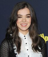Hailee Steinfeld