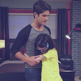 Jassie hug