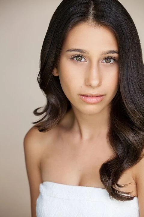 Image - Zoey Burger3.jpg | Every Witch Way Wiki | FANDOM powered by Wikia