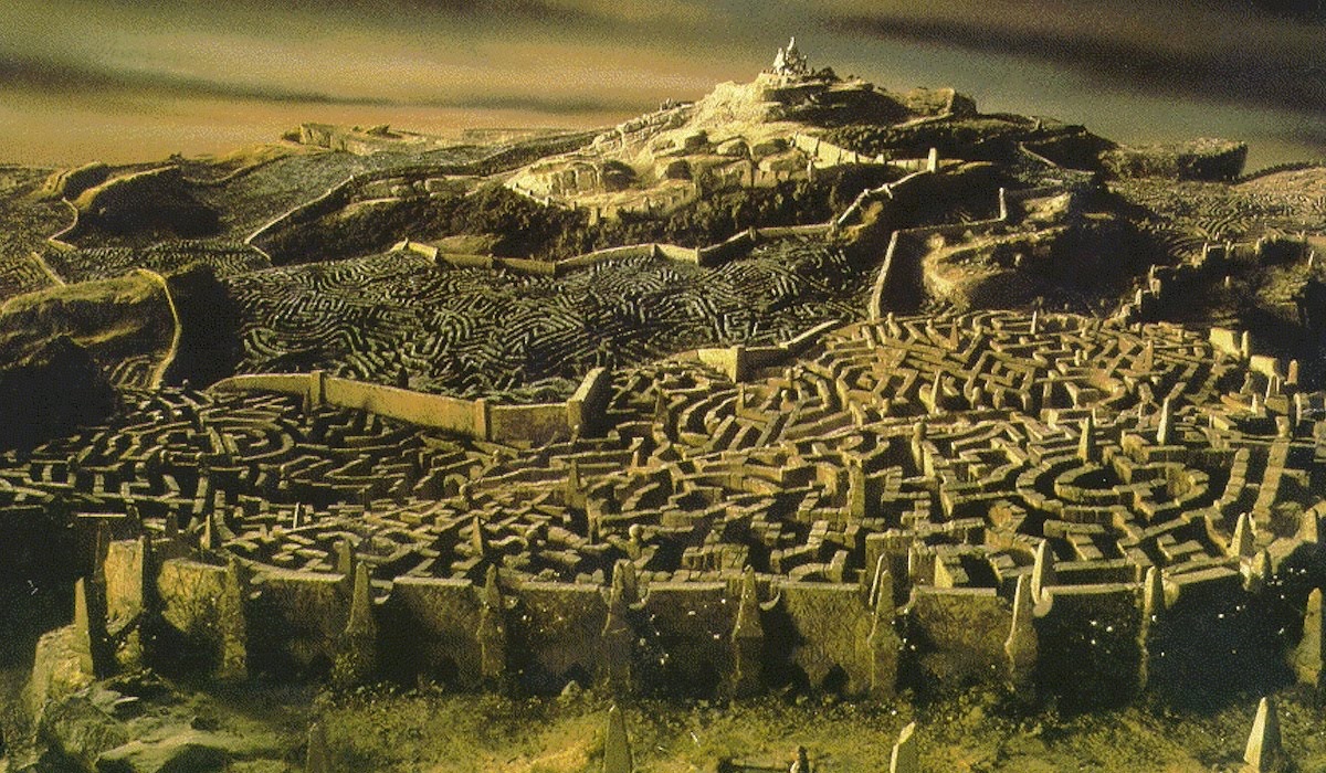 Labyrinth какой жанр