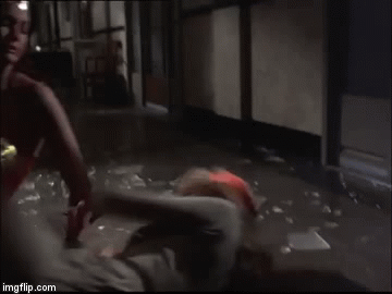 Stella Stevens WW fight