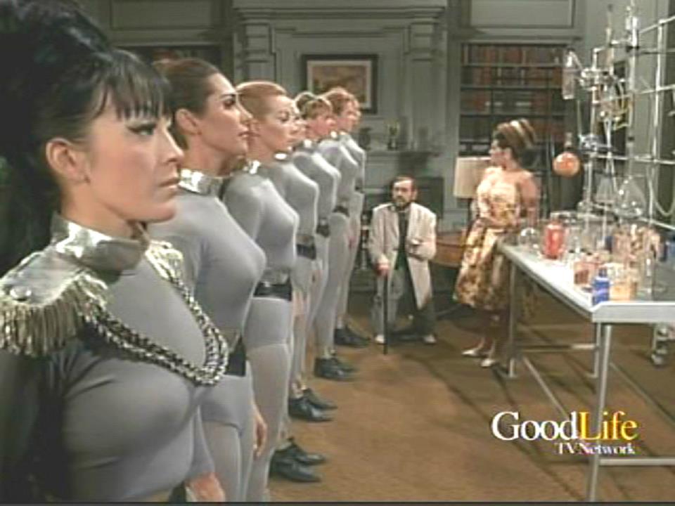Toulouse Elite Guards The Girl From Uncle Evilbabes