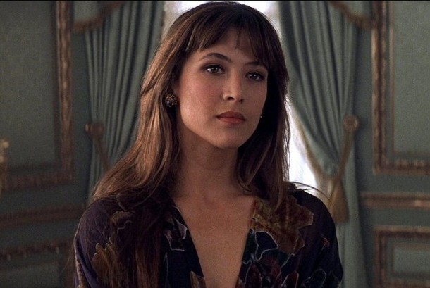 Elektra King (The World Is Not Enough) | The Female Villains Wiki | Fandom