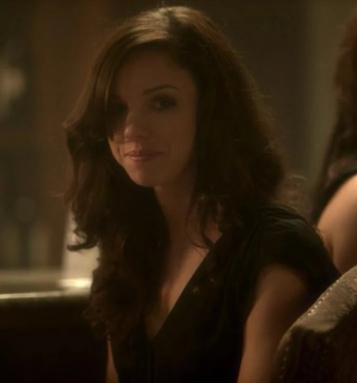 User blogCEDJunior/Eleanor Reigns (Mirrors 2) EvilBabes Wiki