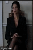 Maria Grazia Cucinotta legs