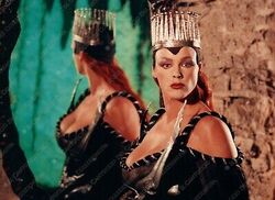 1992-Brigitte-NIELSEN-film-Fantaghirò-2-Regia-Lamberto