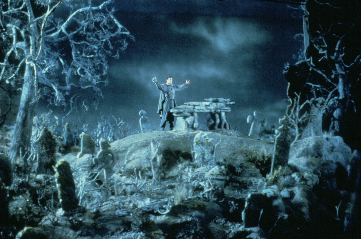cemetery vs graveyard cemetery vs graveyard