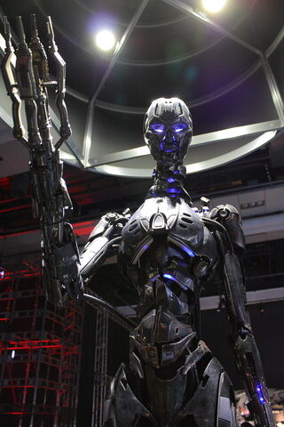 Arquivo:T-X-terminator-5258293-667-1000.jpg