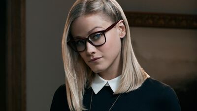 NYCC: Olivia Taylor Dudley 'The Magicians' Interview