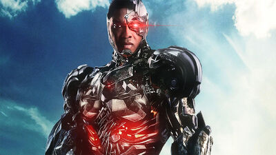 Why Was Martian Manhunter Replaced by Cyborg as a Justice League Founder?