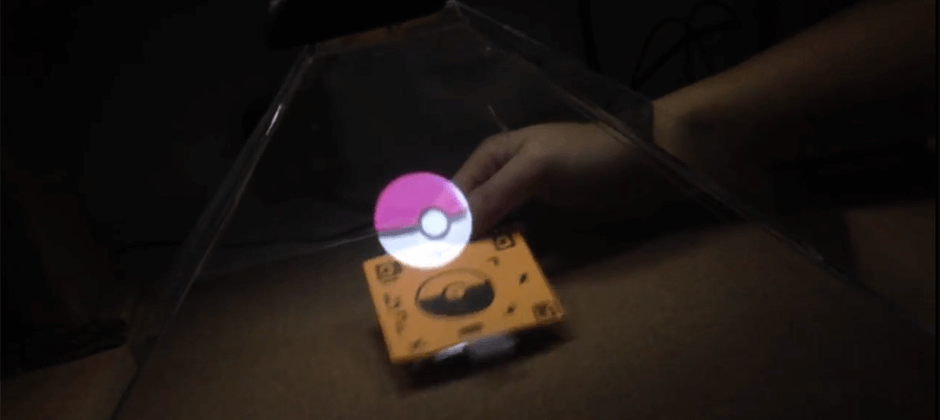 Pokemon Hologram of a Poke Ball