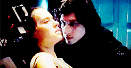 Kylo Ren and Rey in The Force Awakens wish they were kissing