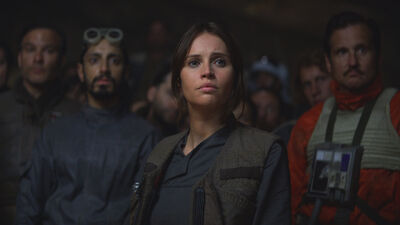 Box Office: 'Rogue One' Barely Hangs On At #1