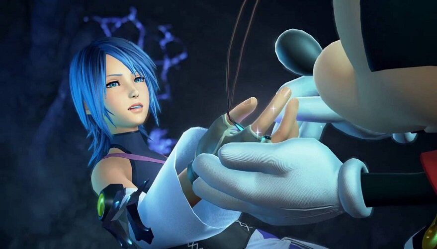 Mickey reaching out to Aqua in Kingdom Hearts 2.8