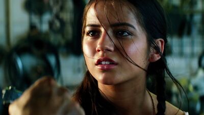'Transformers' Star Isabela Moner Talks About Preparing for 'The Last Knight'