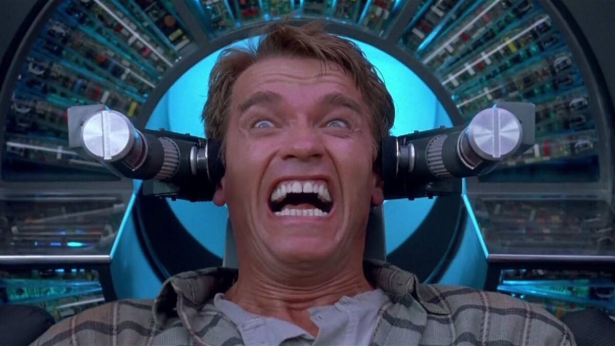 total-recall arnold schwarzanegger in head clamps screaming