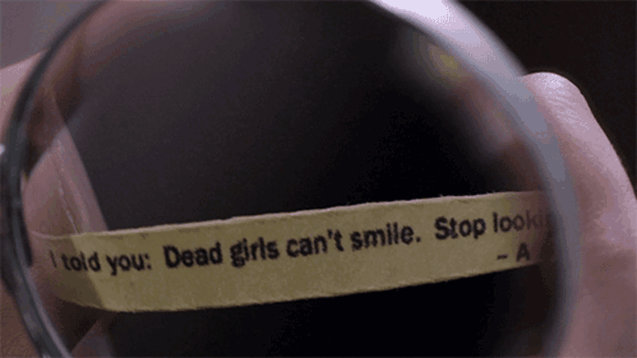 dead-girls-smile-PLL-2