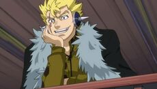 Laxus sieht von oben zu