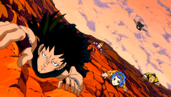 El equipo de Gajeel escala una montaña