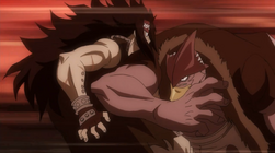 Torafuzar golpea a Gajeel