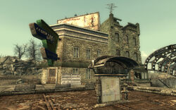 Fo3 NSS grocer exterior