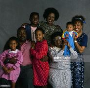 Family matters pilot cast photo