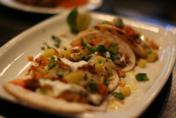 250px-Chicken tacos-7277