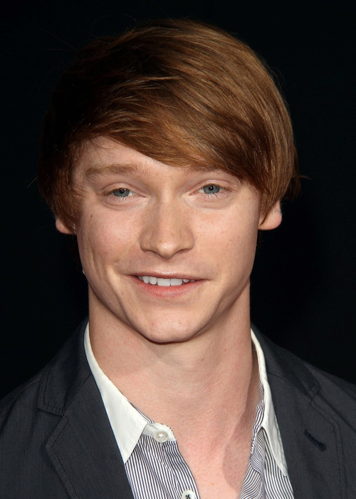 Calum Worthy | Craytel Database | FANDOM powered by Wikia